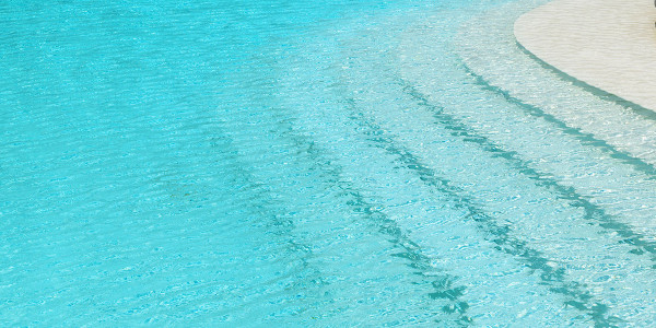 Rehabilitación / Reformas de Casas Fuente el Saz de Jarama · Instalación de Piscinas