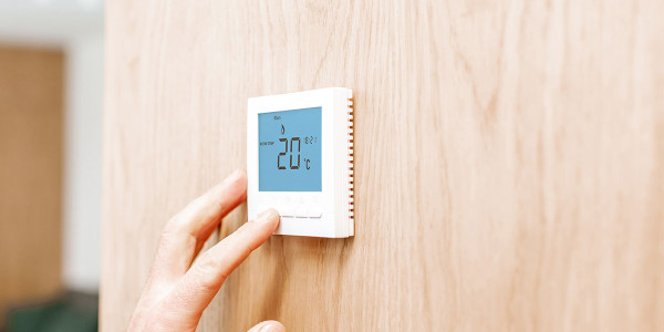 Rehabilitación / Reformas de Casas Fuente el Saz de Jarama · Instalación de Sistemas Climatización y Aire Acondicionado